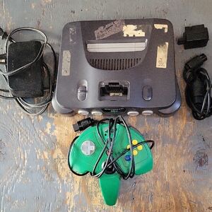 Nintendo 64 Console with Green Controller (NEEDS JUMPER PAK)